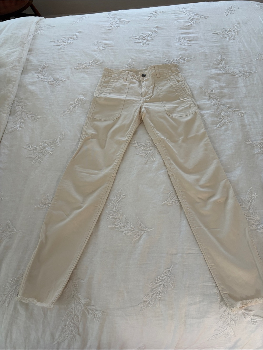 Vince Cream Skinny Ankle Pants